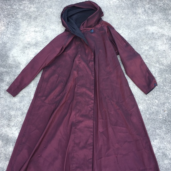 Silky Reversible Long Witchy Cape Robe Jacket - Picture 6 of 8